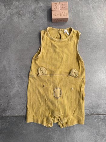 Barboteuse / tenue d’été orchestra jaune nounours taille 36 mois 