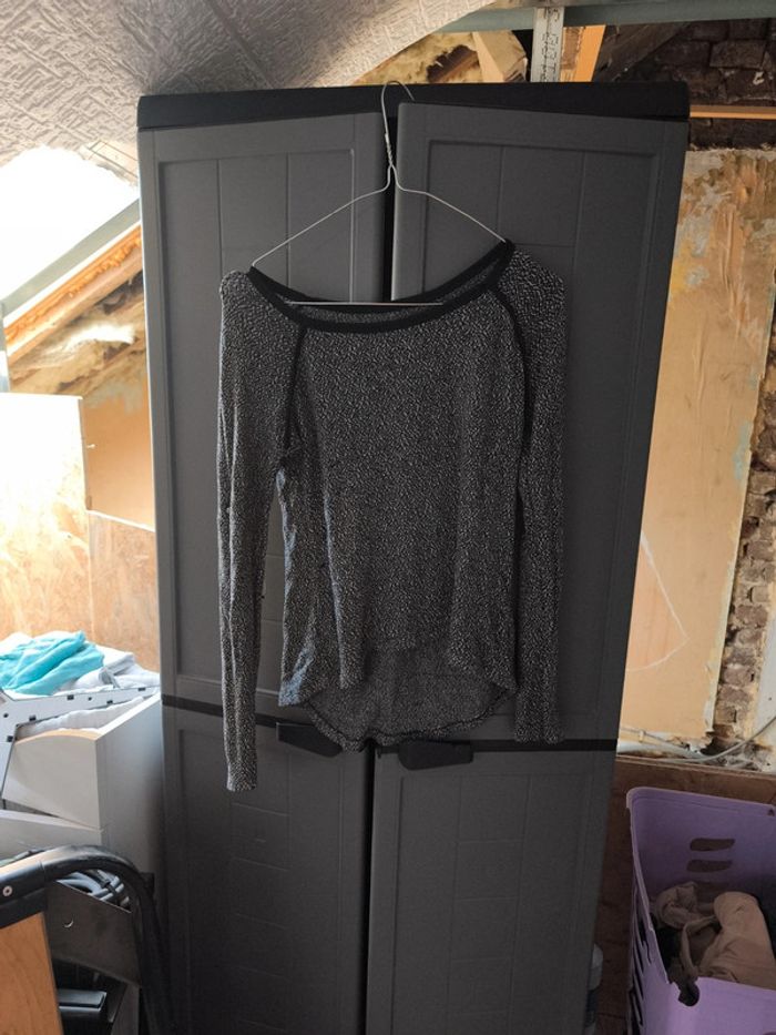 Un pull fin et léger en taille L, parfait pour toutes les saisons ! - photo numéro 3