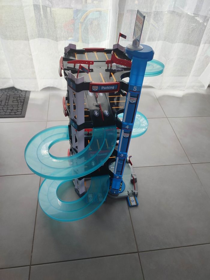 Circuit voiture bosh - photo numéro 3