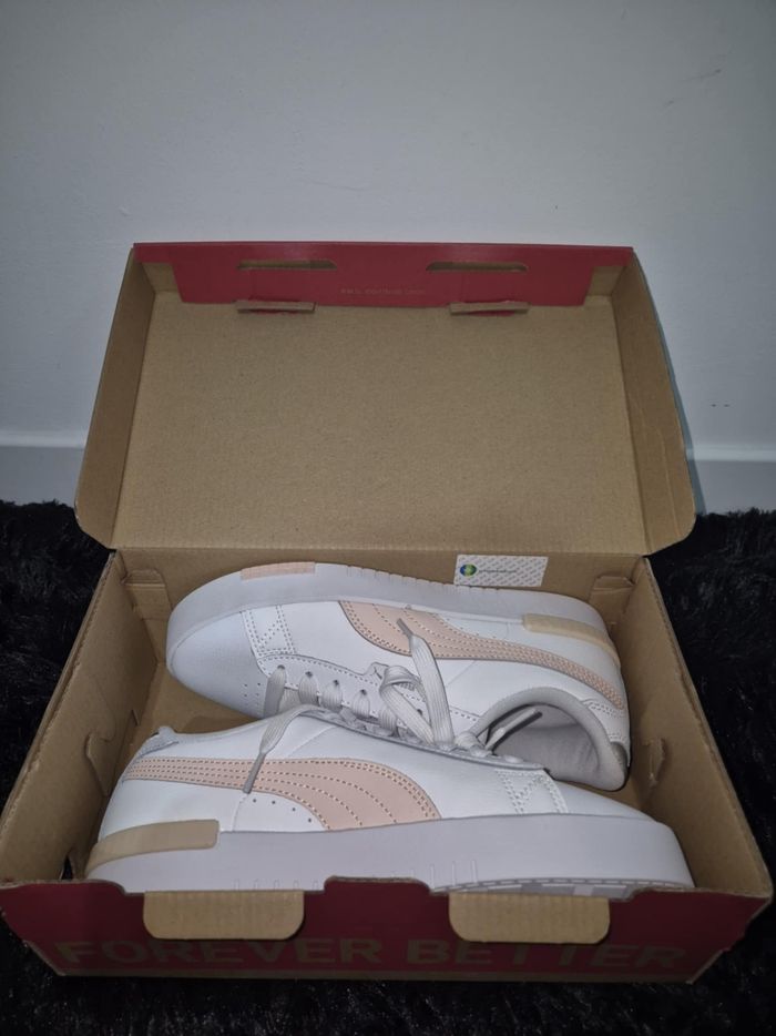 Chaussures neuves femme Puma T38 - photo numéro 6