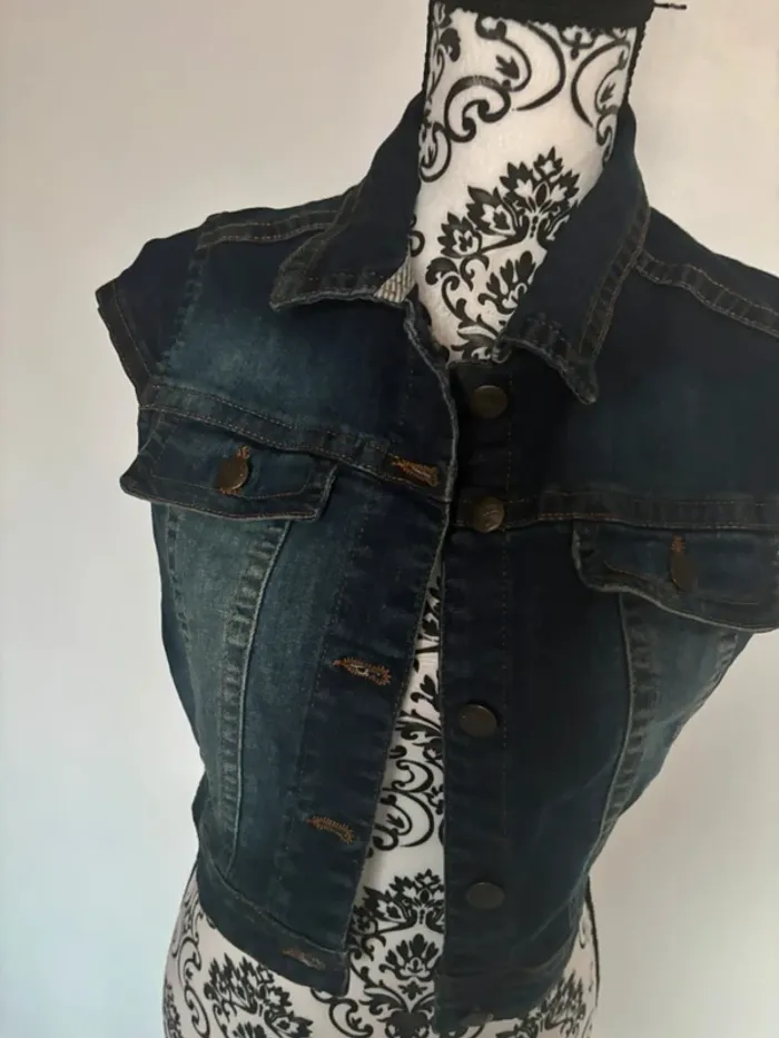 Mini veste sans manche en jeans Mango taille M - photo numéro 2