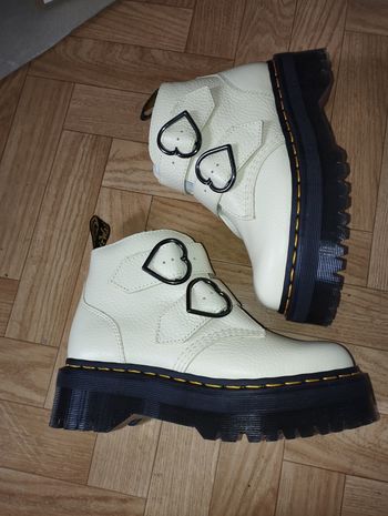 Dr Martens devon Heart taille 38 neuves