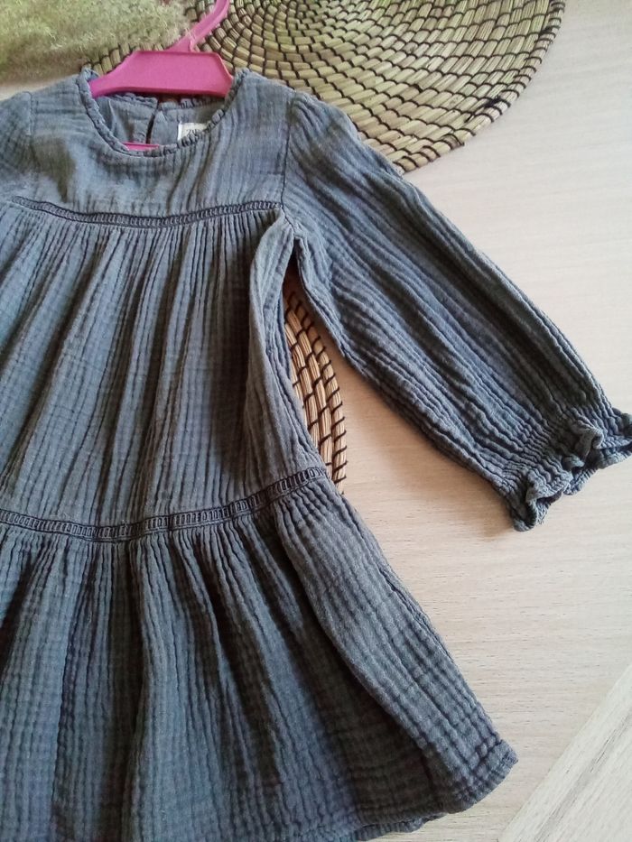 Robe grise manches longues en gaze de coton Zara 18/24 mois - photo numéro 4