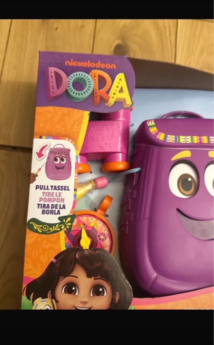 Lot poupée poupon dora + sac à dos - photo numéro 2