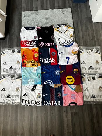 Lot de maillot de foot