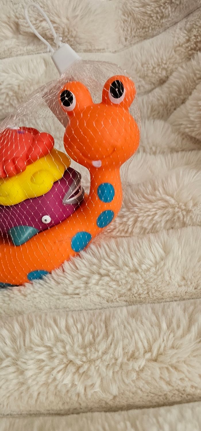 Ensemble de 4 jouets de bain bebe 12 mois Neufs - photo numéro 2