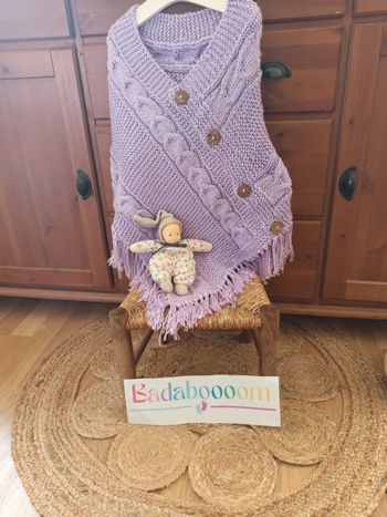 Châle fille 3/4 ans tbe laine fait main