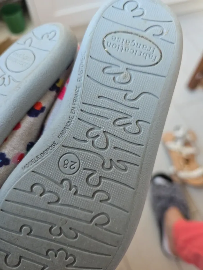 Lot des chaussons filles 5 paires - photo numéro 5