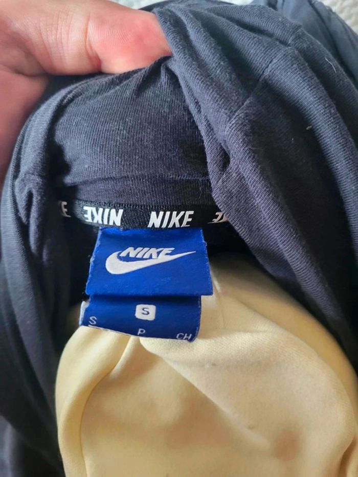 Magnifique sweat à capuche hoodie Nike taille S Ref 9IT121 - photo numéro 3