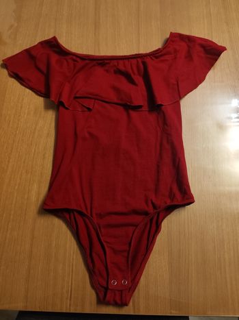 Body Bershka rouge