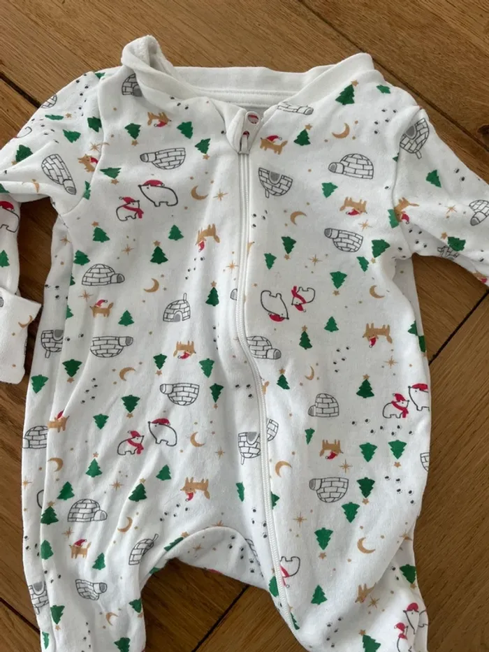 Pyjama - photo numéro 2