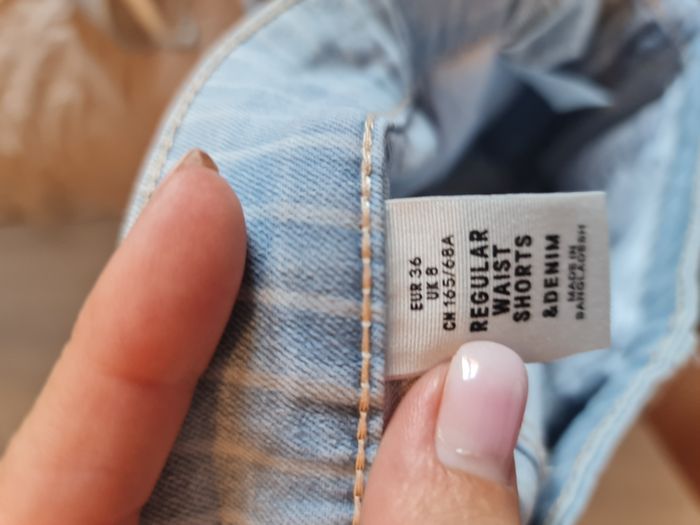 Short en jean bleu ciel rayé blanc Taille 36 - photo numéro 6