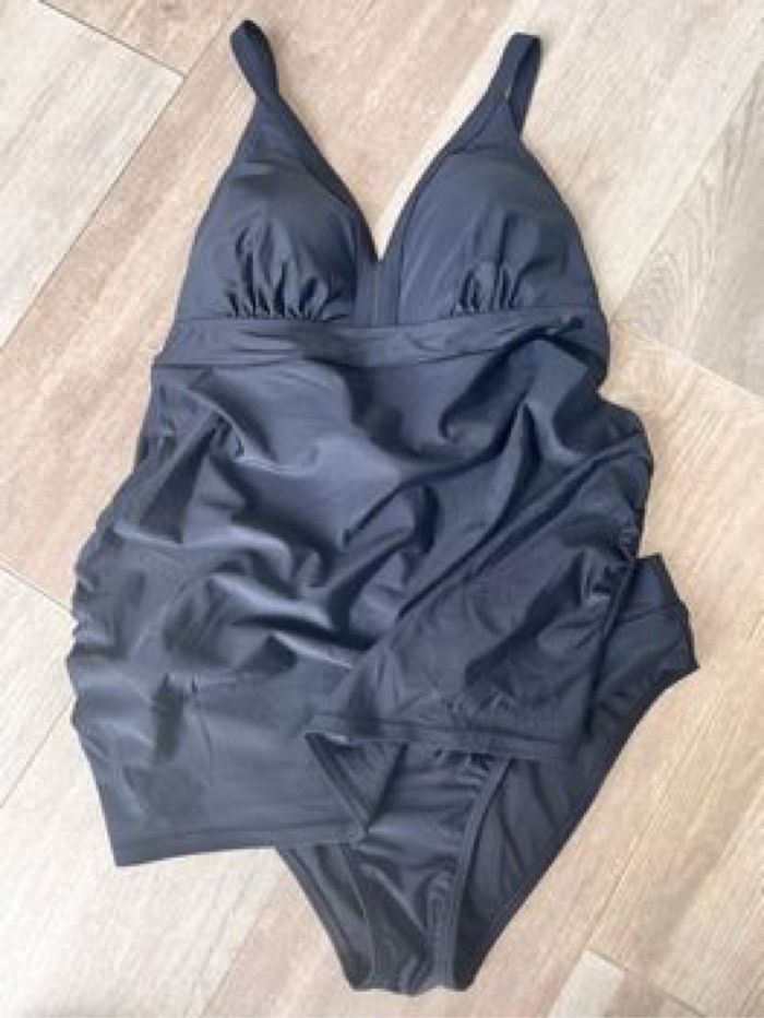 Maillot de bain grossesse