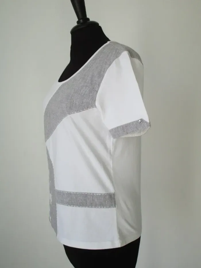 T-shirt blanc/gris Aura 38 TBE - photo numéro 6