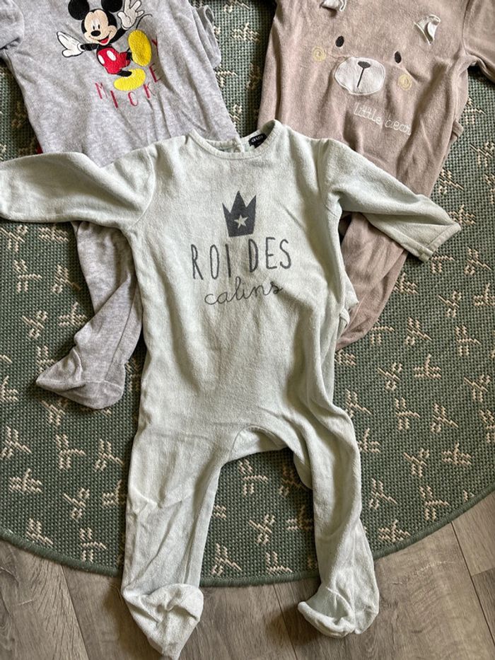 Lot de 3 pyjamas 18 mois - photo numéro 2