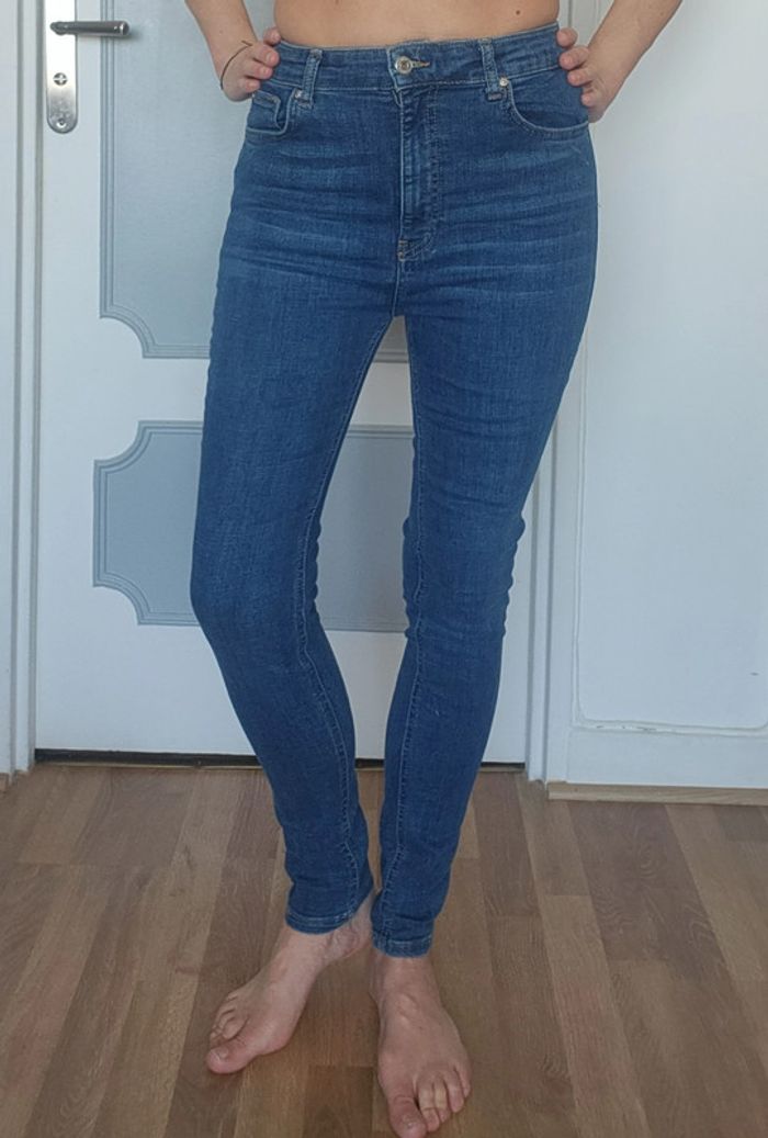 Jean skinny pull&bear taille 36