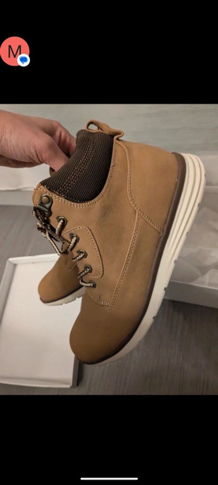 Chaussures à lacets - photo numéro 2