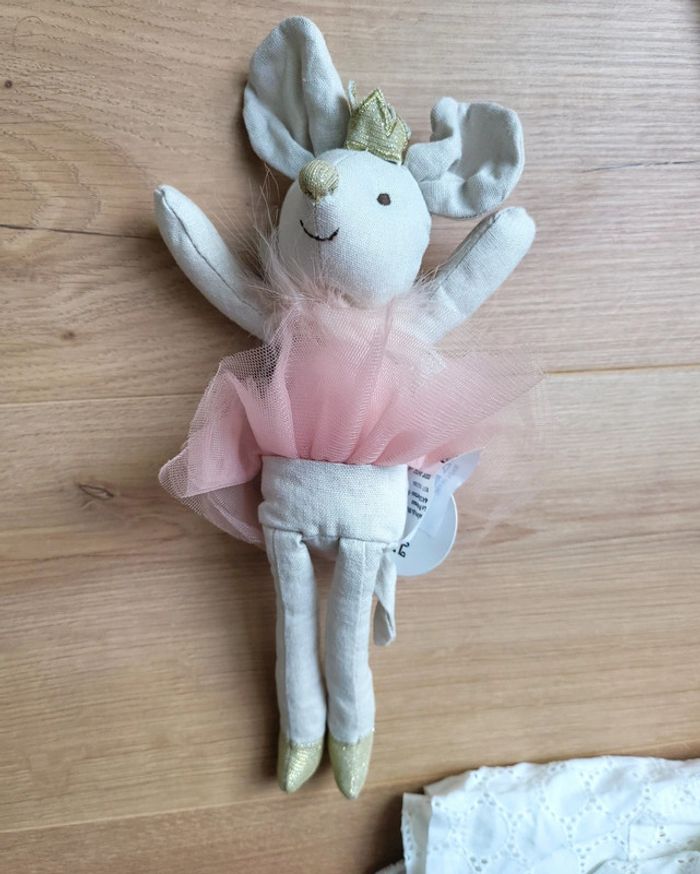 Lot peluches elegantes 2 cygnes ,1 souris et 2 poupees maison du monde - photo numéro 9