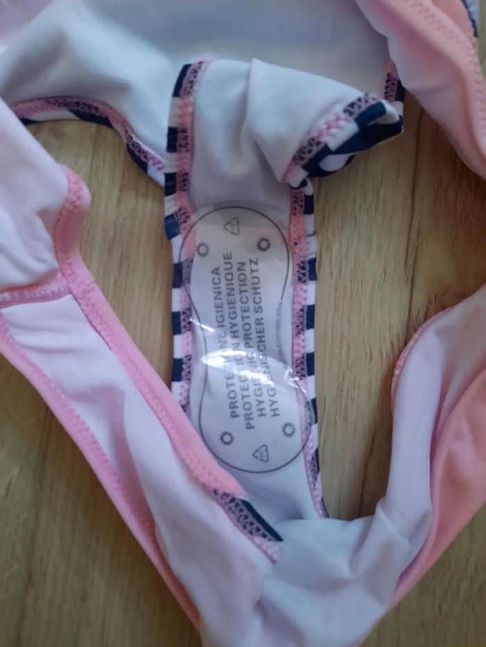 Maillot de bain 2 pièces T 38 neuf - photo numéro 2