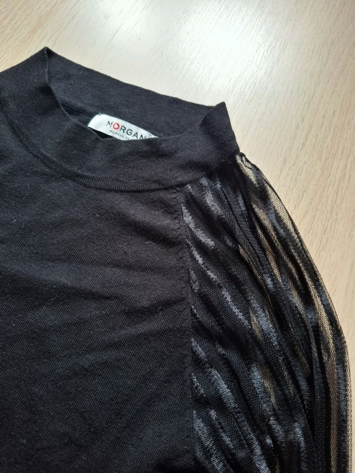 Pull noir - photo numéro 3