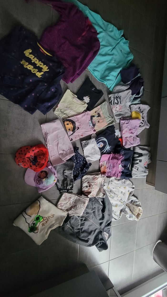 Lot vêtements fille