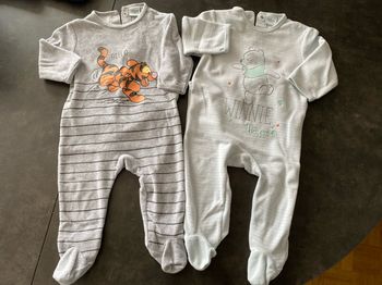 Lot de 2 pyjama Disney 12 mois