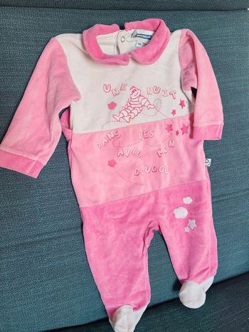 Pyjama velours Michelin (6 mois)