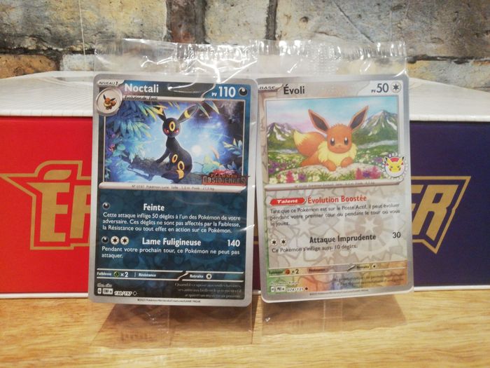 Lot de 2 cartes Pokemon Stamped