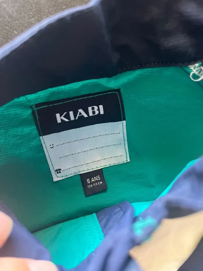 Blouson neuf 5 ans - photo numéro 3