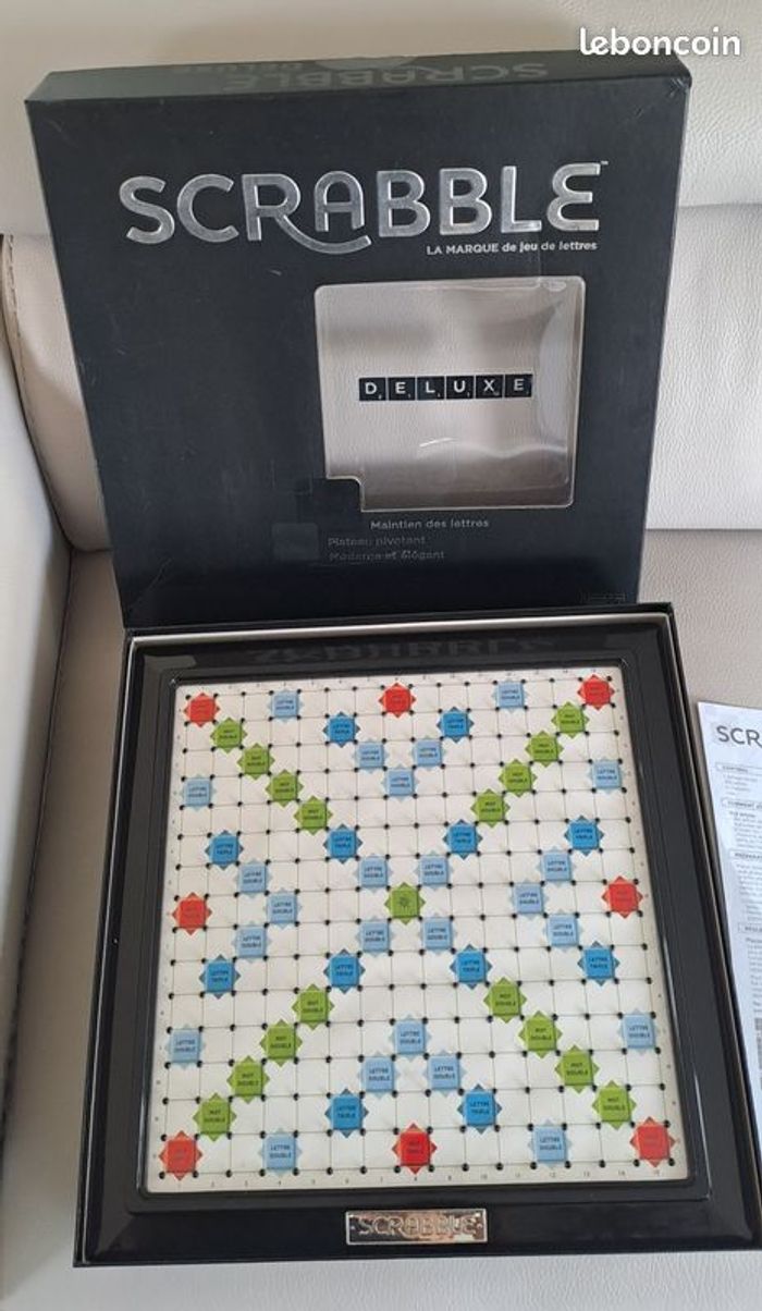Jeu le Scrabble Deluxe complet état neuf - photo numéro 3