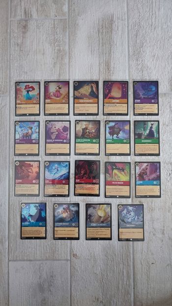 Lot de 19 cartes Foils / Brillantes Lorcana Chapitre 1