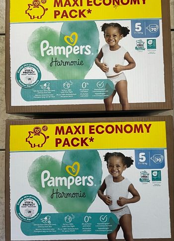 2 cartons taille 5 pampers 