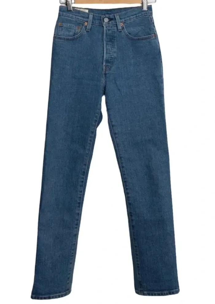 👖 Jean bleu Levi’s 501 Taille 34 - photo numéro 2