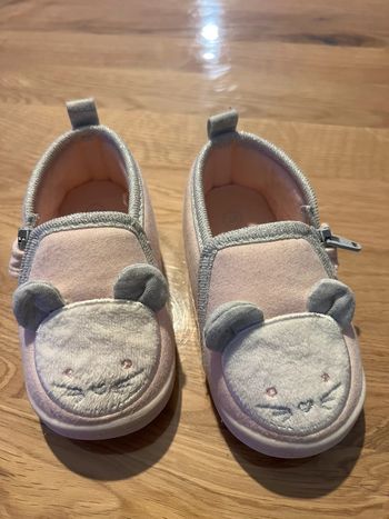 Chaussons rose pale bébé fille Okaïdi 19
