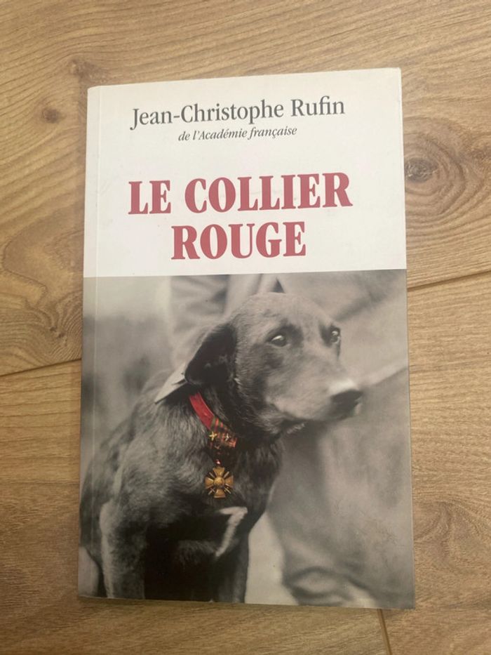 Le collier rouge JC Rufin
