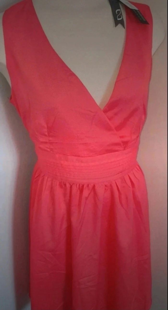Robe habillée neuve taille2 - photo numéro 2