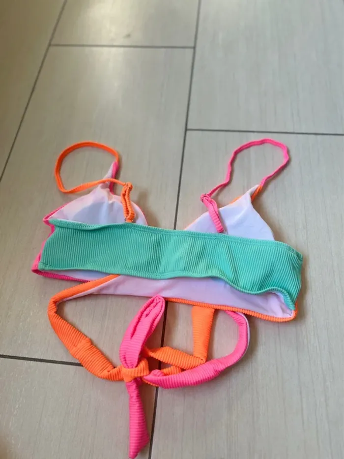 Haut de bikini - photo numéro 2