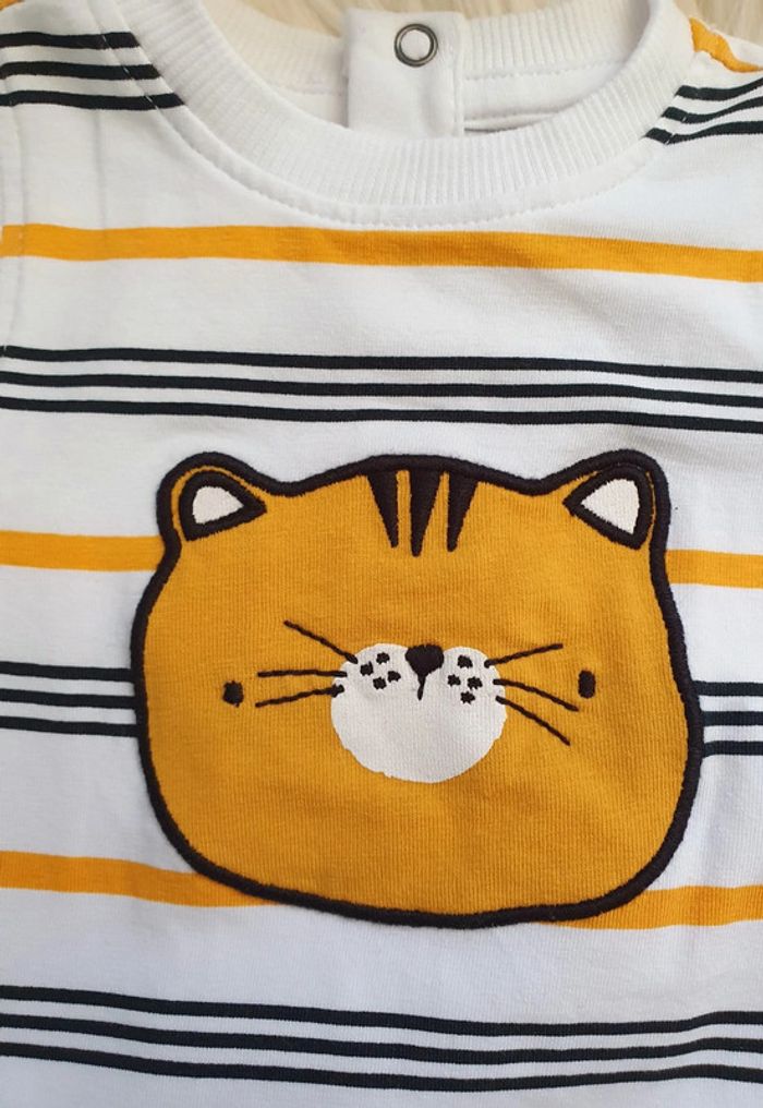 Boy: Ensemble tigre 3 mois - photo numéro 3