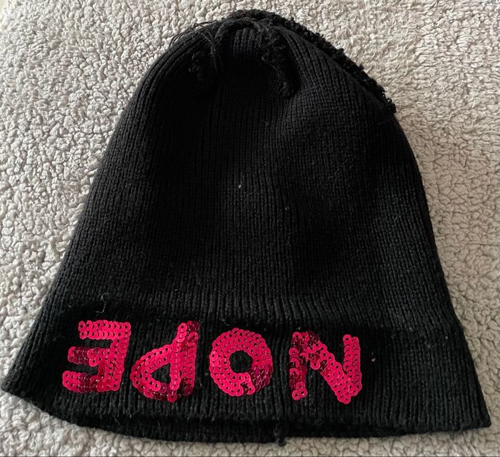 Bonnet Clair’s Noir orné de sequins Fuchsia Clair’s taille unique - photo numéro 5