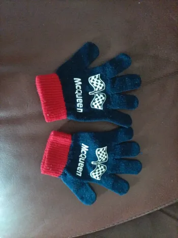 Gants enfant flash mc Queen