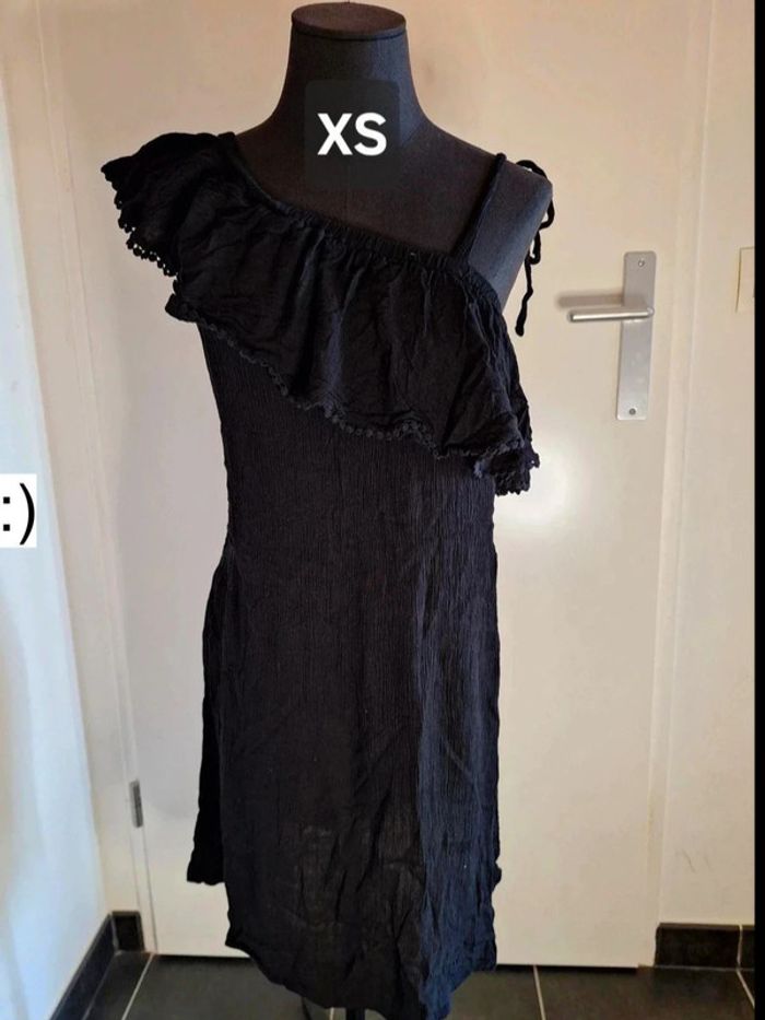 Robe d'été pour femme taille XS Marque Gémo très bon état