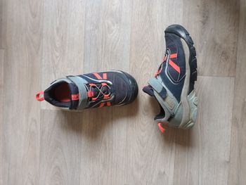 Basket 33 fille quechua  waterproof  de décathlon