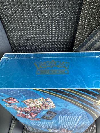 UPC Coffret Pokémon Mega Dracaufeu X Ex