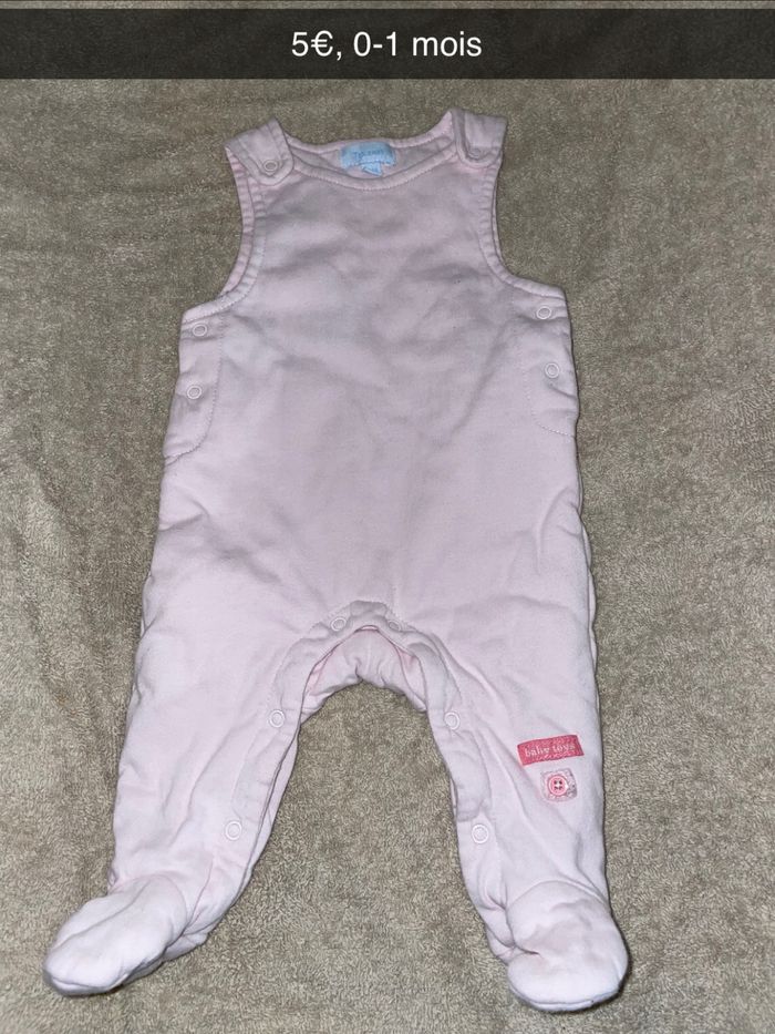 Combinaison rose clair