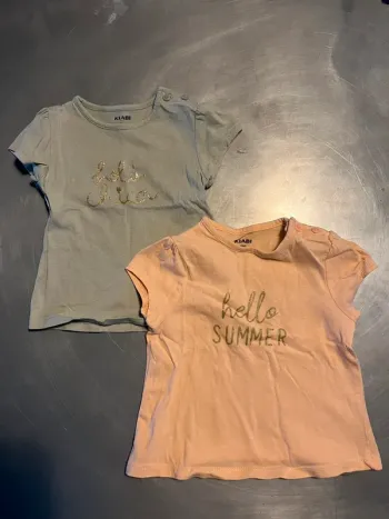 Lot de 2 tee-shirts - Neufs - taille 6 mois 🌞