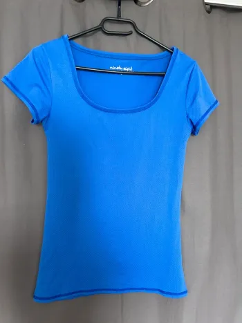 Tee shirt sport taille S