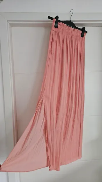 New  Jupe longue rose fluide, taille 36, Morgan