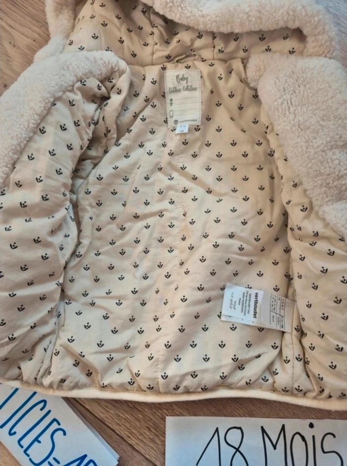 Manteau ouatiné façon mouton Vertbaudet 18 mois (81 cm)  Neuf - photo numéro 8