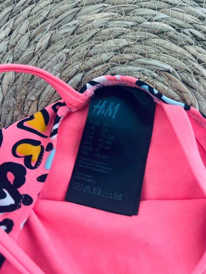 Jolie maillot bain coloré fille 2ans - photo numéro 3