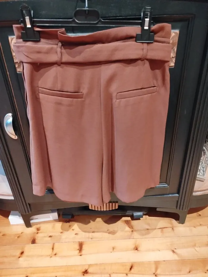 Short de "costume" taille haute marron - photo numéro 6